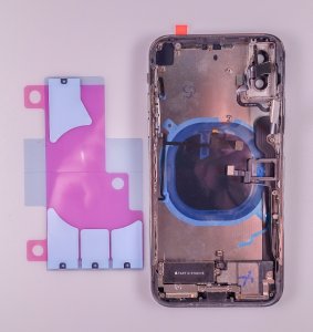 Kryt batérie + stredový kryt iPhone X originálnej farby čierny - OBSAHUJE