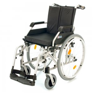 348-23, Invalidní vozík odlehčený, šířka sedu 46 cm