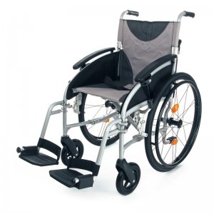 358-23, Vozík invalidní odlehčený, šířka sedu 40 cm