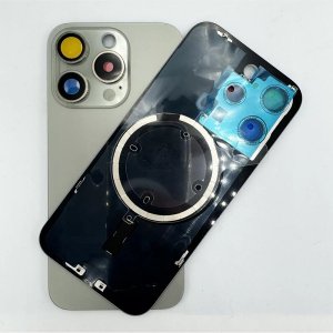 Kryt baterie iPhone 15 PRO natural titan + metal clip + camera lens + magnet